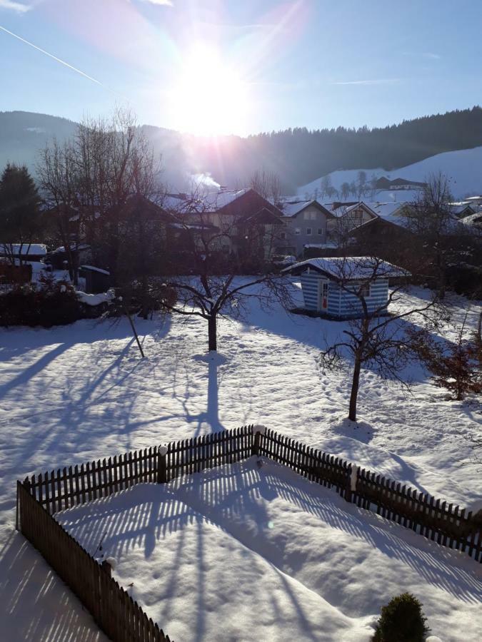 Privatzimmervermietung Wiederkehr Altenmarkt im Pongau Exterior foto